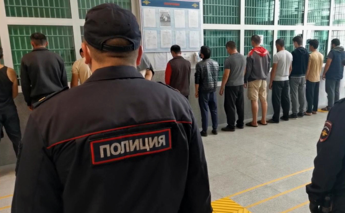 Мигранты в России: официальные данные подтверждают наращивание криминального опыта
