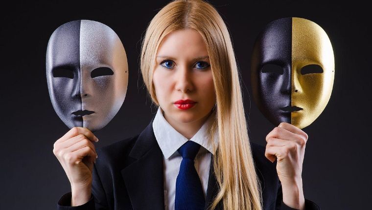 Опрос "Нужно ли всегда говорить только правду?"