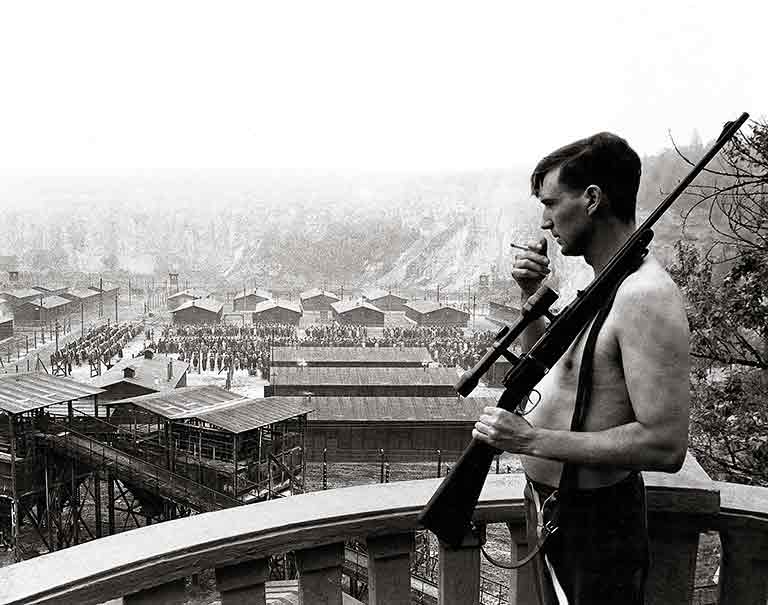 26 малоизвестных фактов о самом тяжелом фильме всех времен и народов «Список Шиндлера»