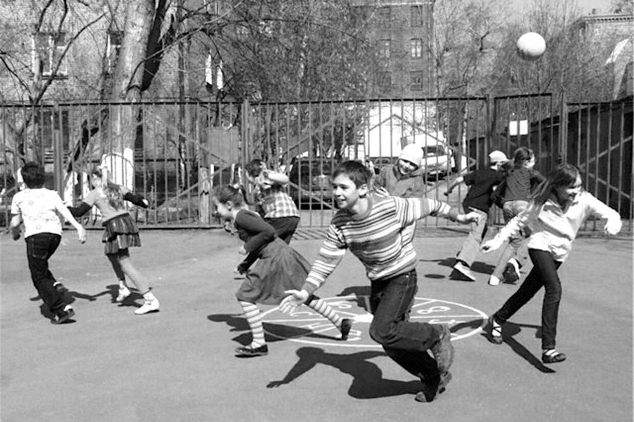 Игры советских детей учили нас быть хорошими и верными друзьями