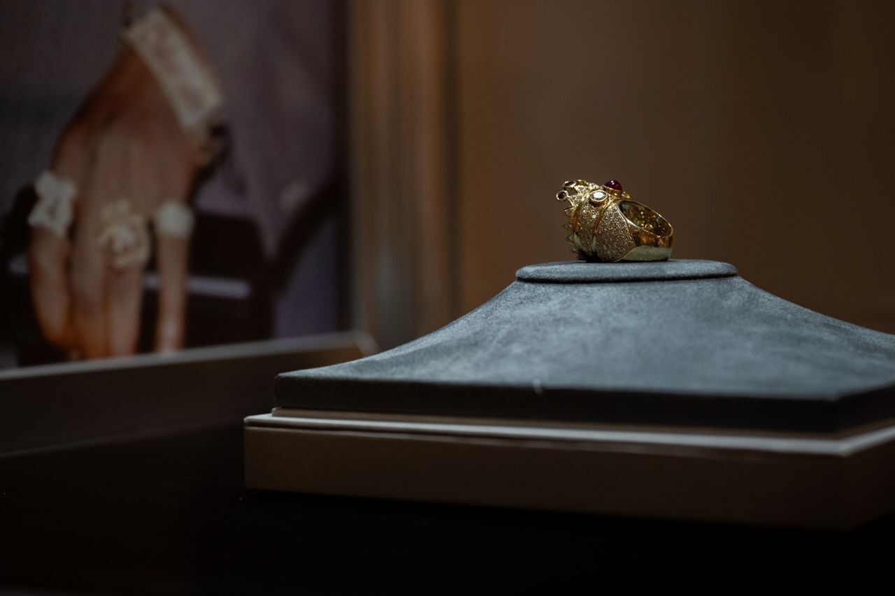 Самодельное кольцо Тупака Шакура продано на аукционе за 1 миллион долларов