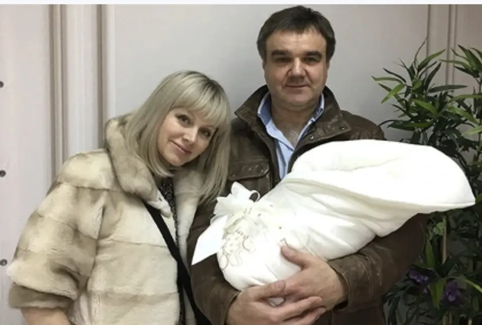 Муж певицы Натали найден мертвым на козырьке дома в Москве