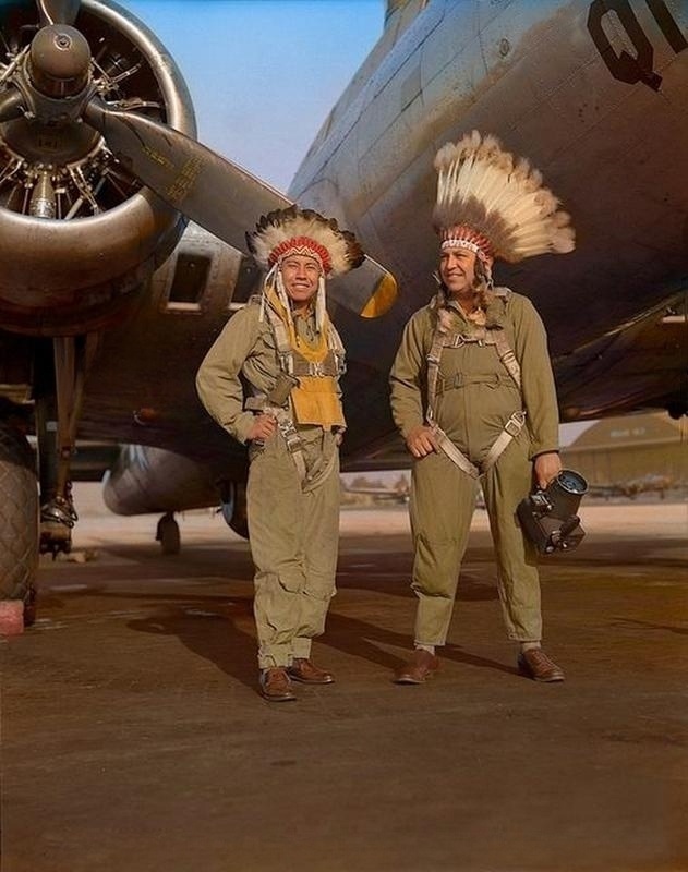 Современные индейцы из Тумбо Юмбо освоили железную птицу?