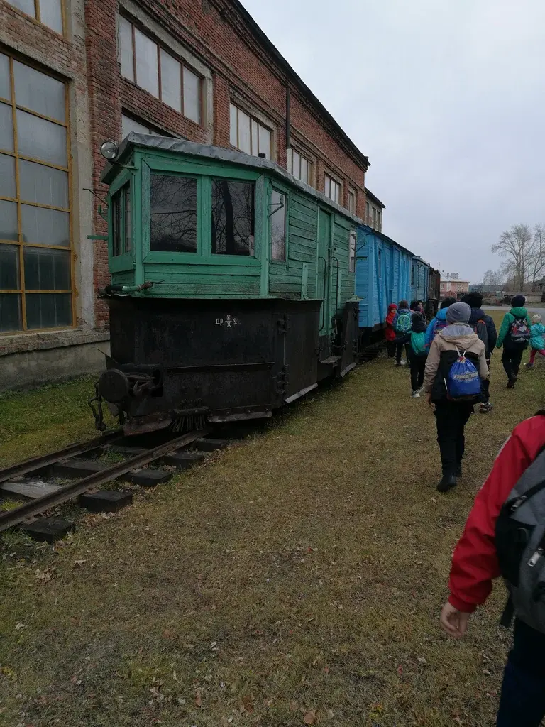 Алапаевская узкоколейная железная дорога была нужна...