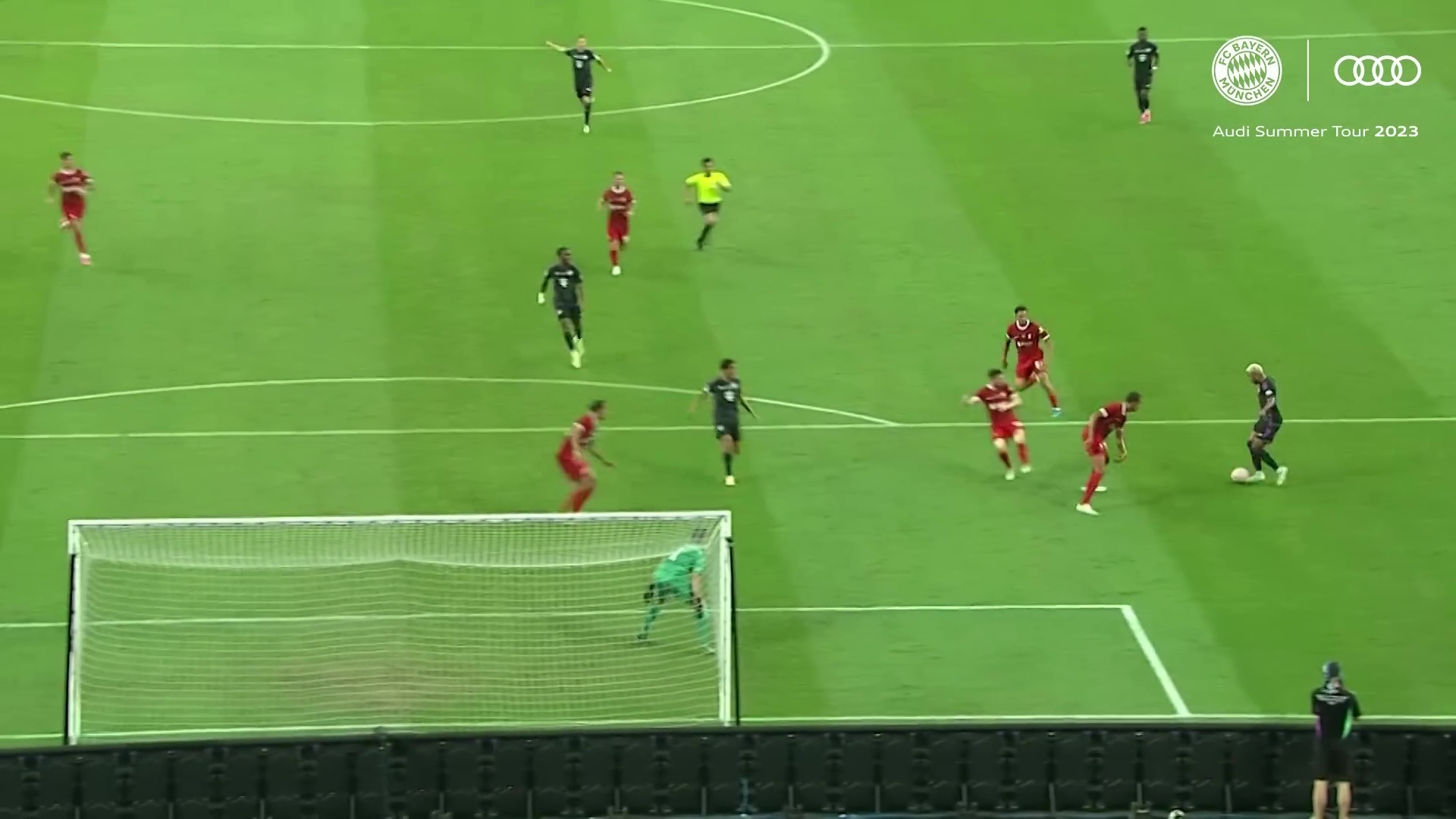 "Ливерпуль" и "Бавария" забили 7 мячей на двоих