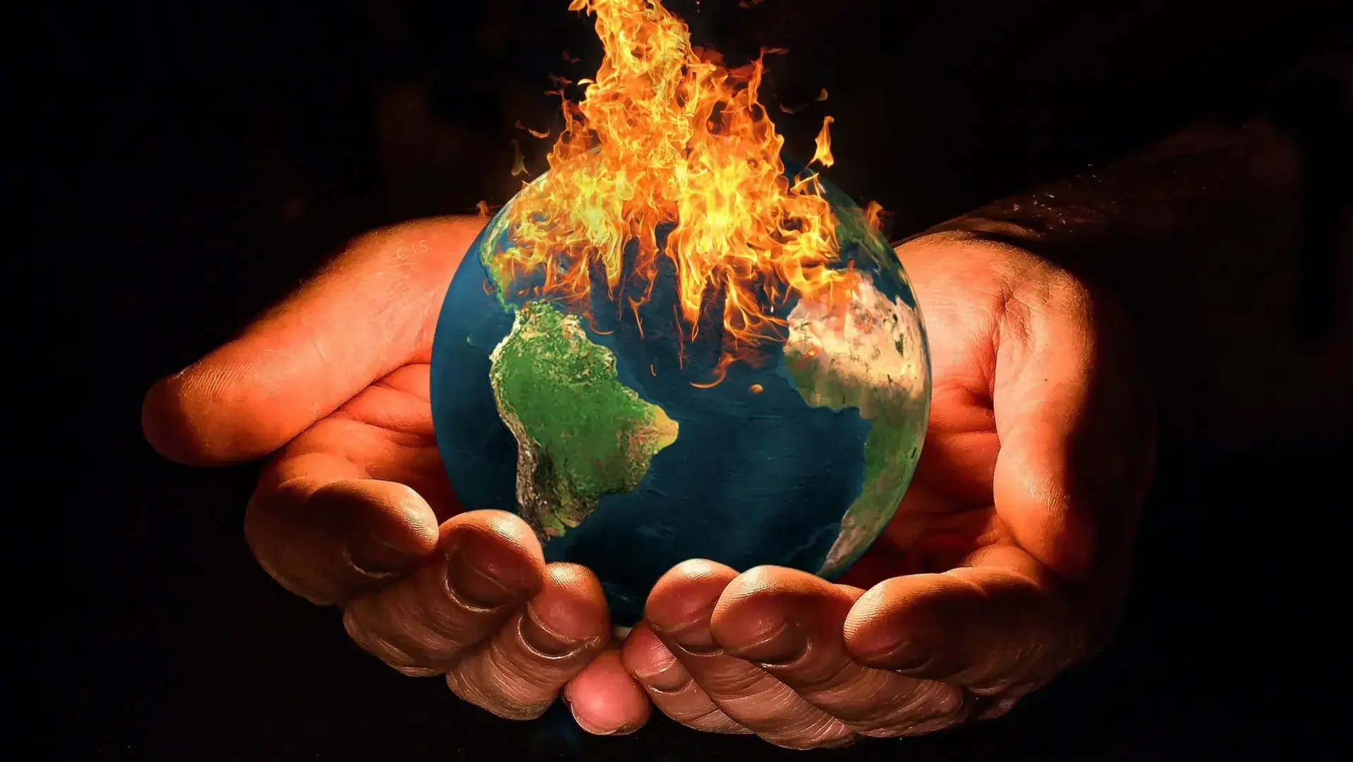 Изменение климата планеты земля. Изменение климата на планете. Земля в огне. Планета в огне. Планета земля в огне.