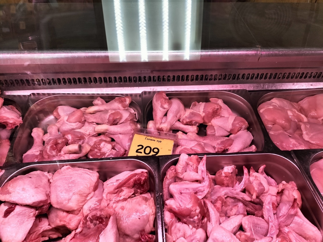 Мы в шоке, как выживать. Как за несколько дней выросли цены. Сколько стоит курица в Крыму - фото с ценами