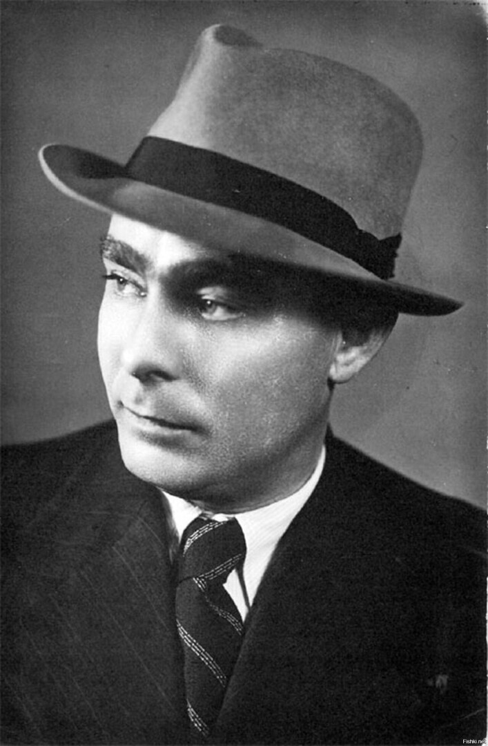 Сталин о Брежневе - "Какой красивый молдаванин".