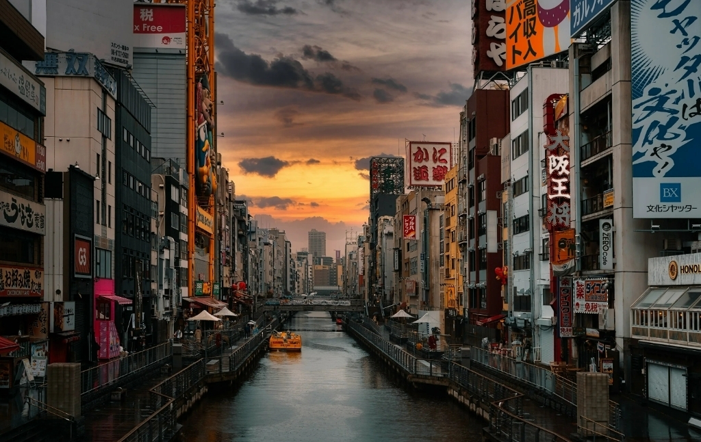 Солнечный луч на Востоке: История Японии, процветающая во времена изоляции и войны