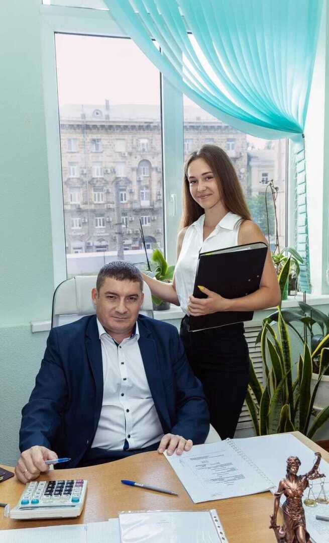 Имеет ли эвакуатор право забрать автомобиль в присутствии владельца?