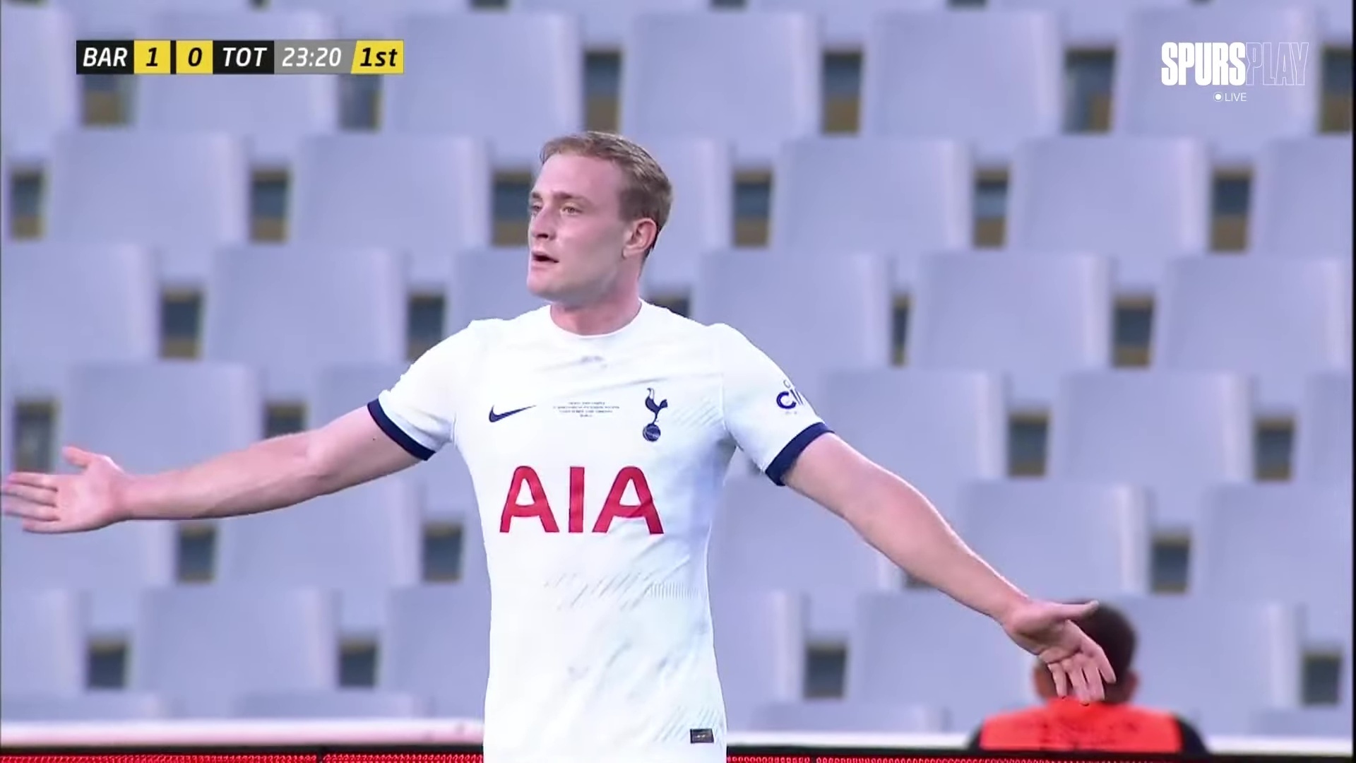 Странный трофей и новая звёздочка "Барселоны"