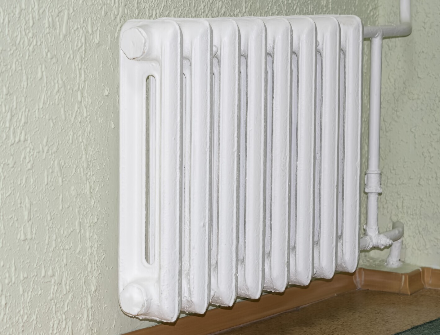 Не платите за замену батарей отопления! Это должны сделать бесплатно и вот почему. Мой опыт