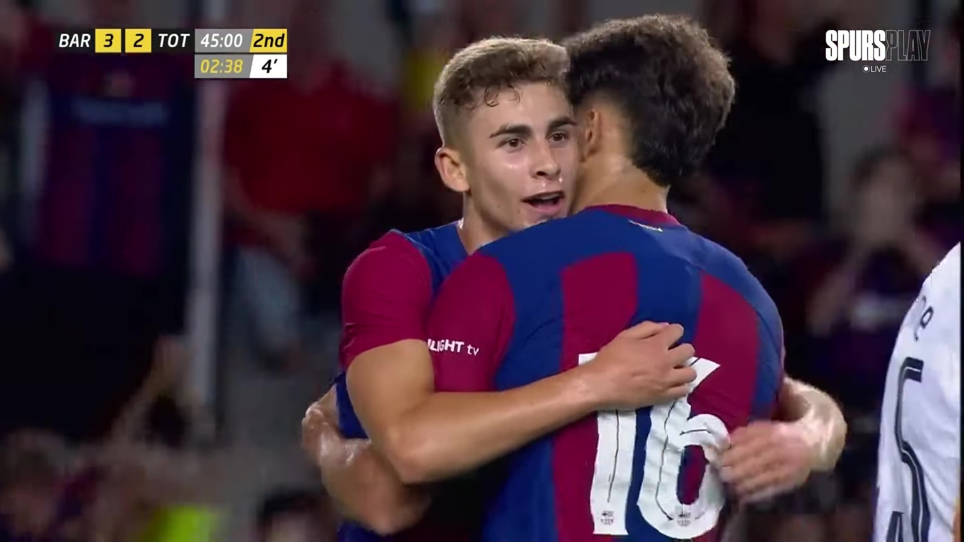 Странный трофей и новая звёздочка "Барселоны"