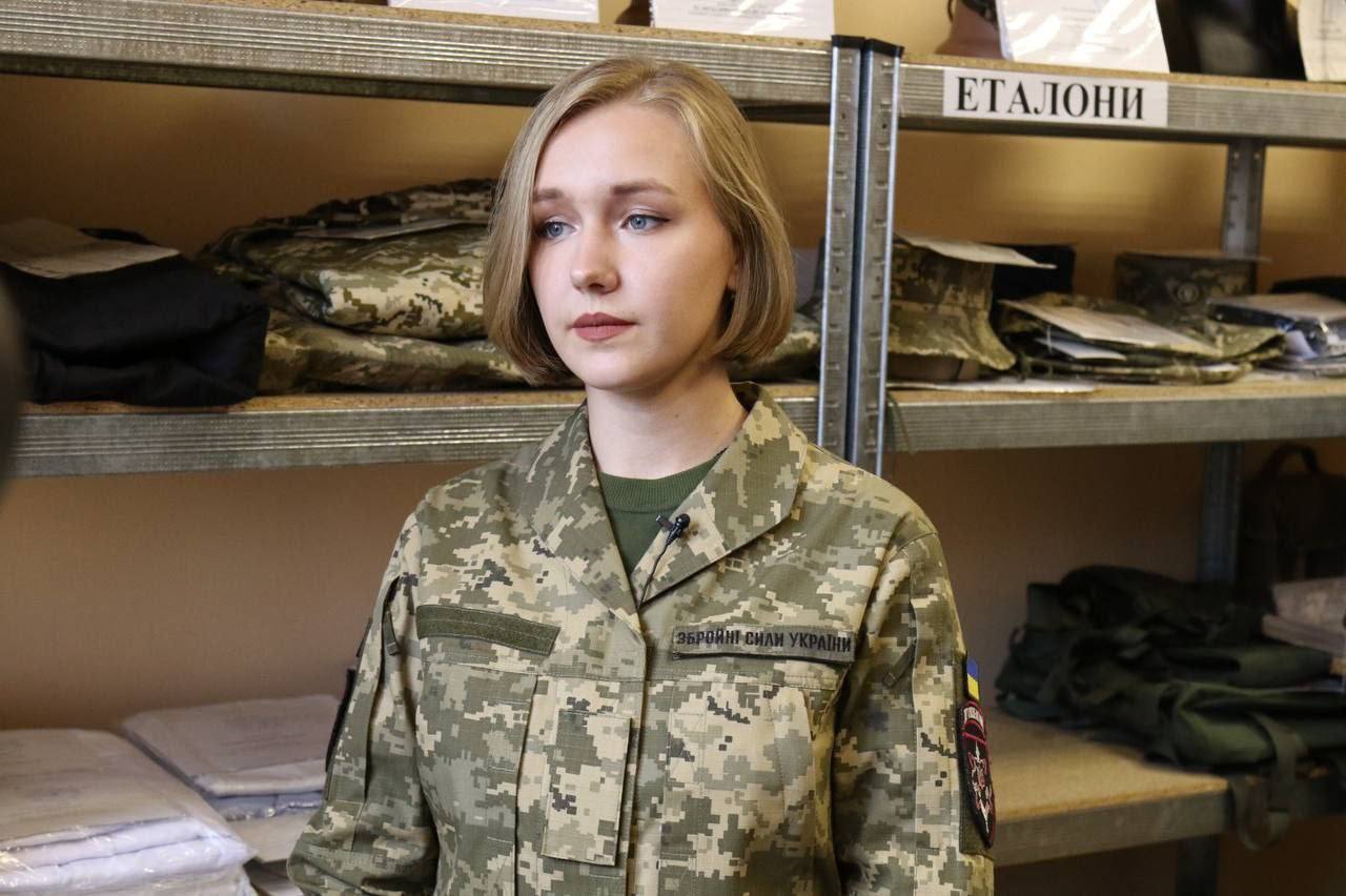 В украинскую армию будут призывать женщин.