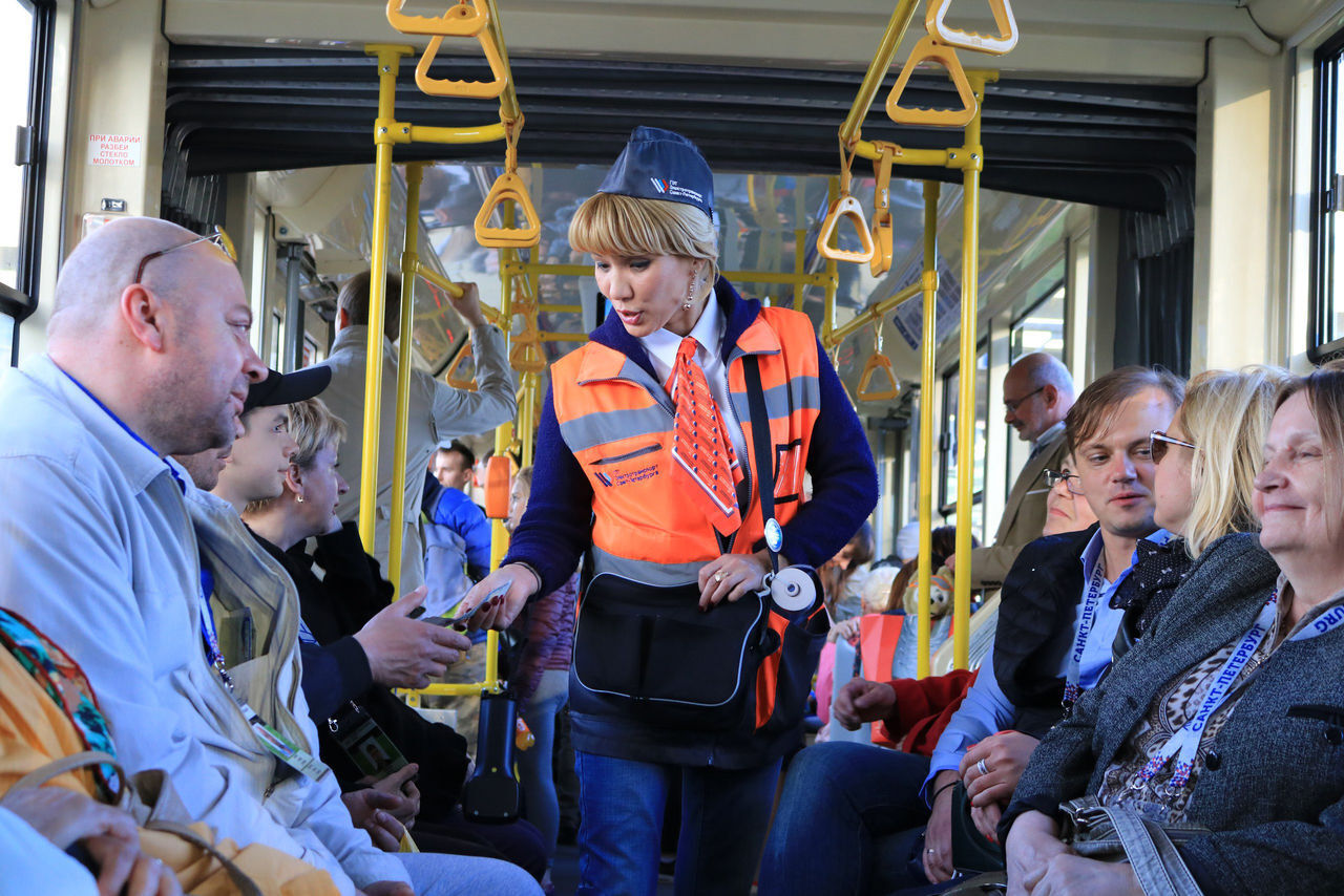Рост цен на бензин шокирует! Мне стало неимоверно дорого заправляться, а вам?
