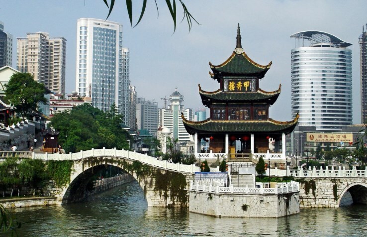 Почему экономика Китая спотыкается?