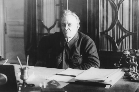 Голодный обморок "распорядителя продуктов" (Александр Дмитриевич Цюрупа)