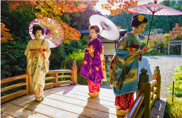 Секрет японских женщин: вот почему они никогда не выглядят старыми и толстыми.