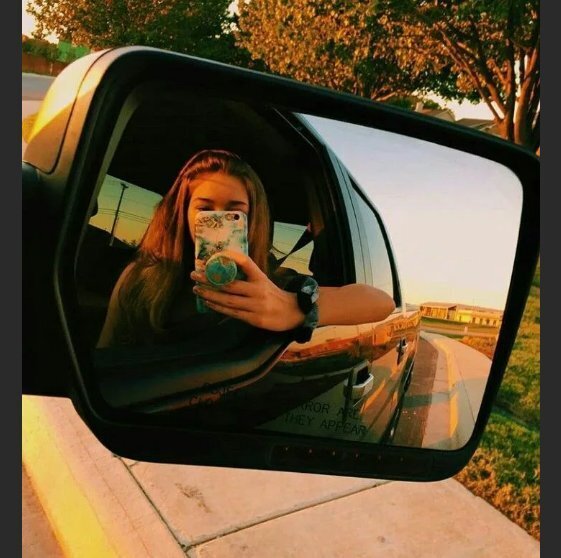 "30 креативных идей для домашних селфи: воплощаем уникальность в каждом кадре"