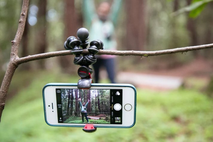 "Мастерим крутые фото на смартфоне: советы профессионалов для снимков предметов и селфи"