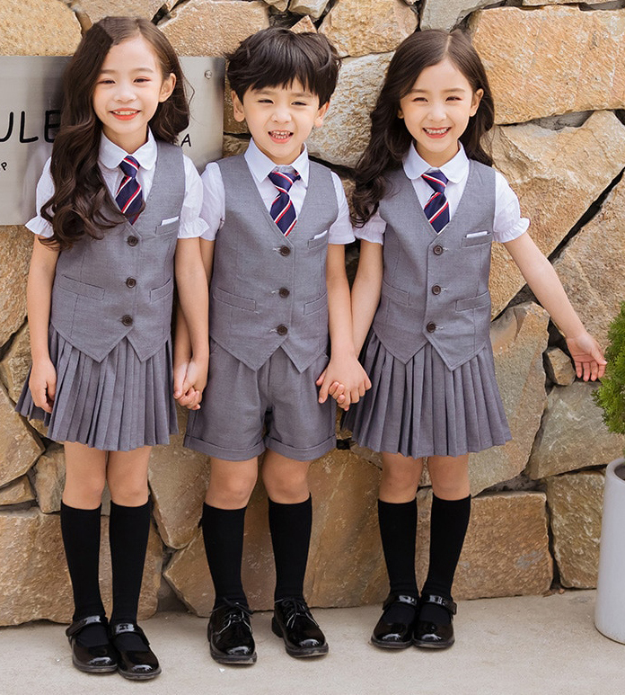 Найден метод отбивки денег у населения за счёт школьной формы