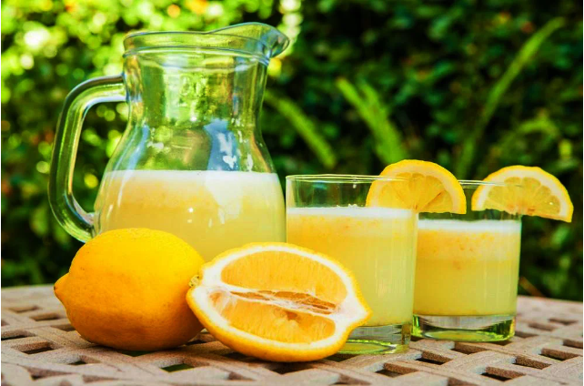 Оживите свою кожу с помощью этих домашних средств.