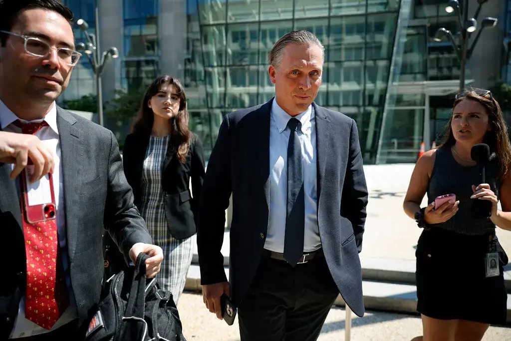 Хронология жизни и юридических проблем Хантера Байдена!!!