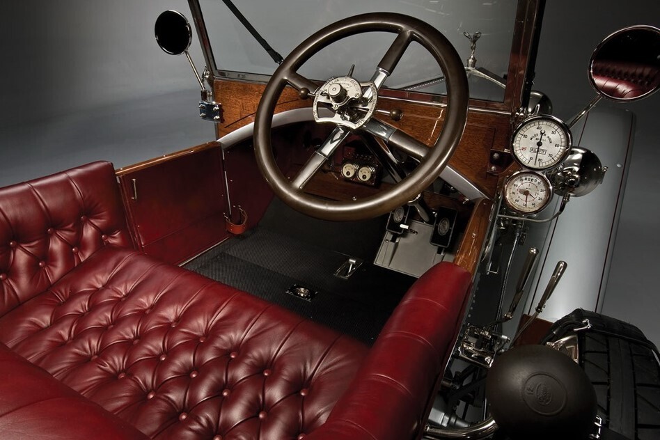 Легендарная элегантность: Rolls-Royce Silver Ghost (1906–1925)