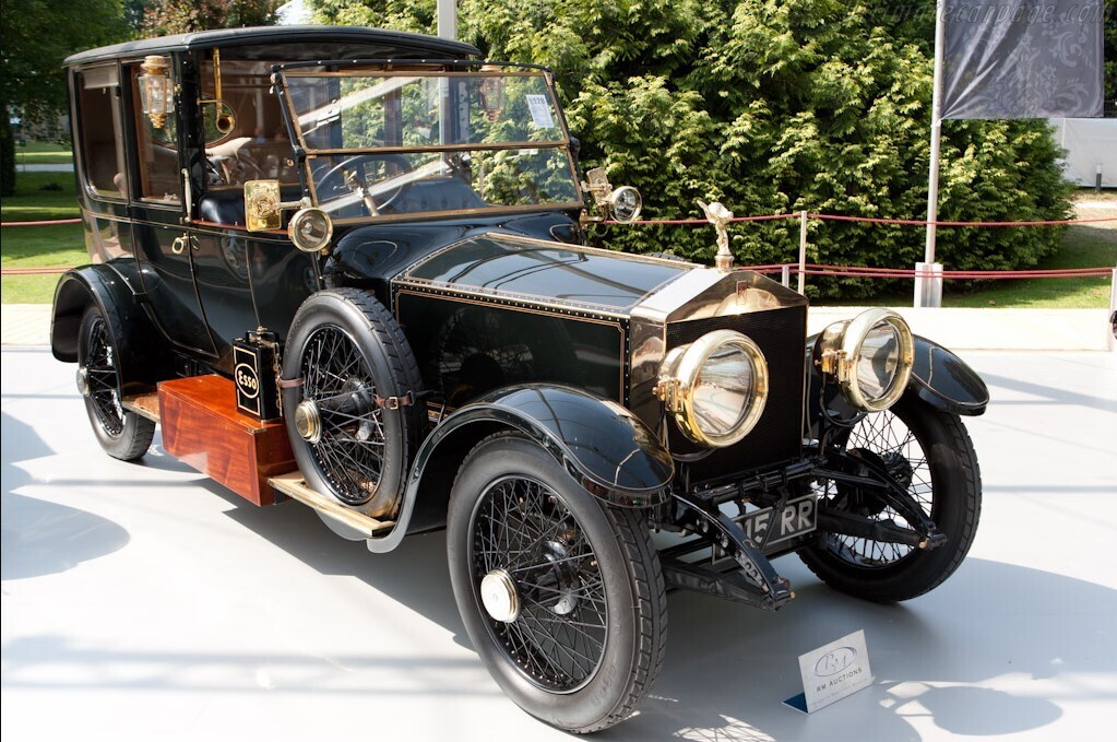 Легендарная элегантность: Rolls-Royce Silver Ghost (1906–1925)