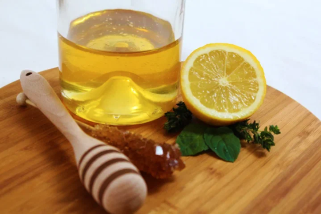 Оживите свою кожу с помощью этих домашних средств.