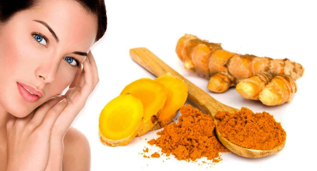Секрет сияющей кожи: как приготовить маску для лица с куркумой и в чем ее польза.