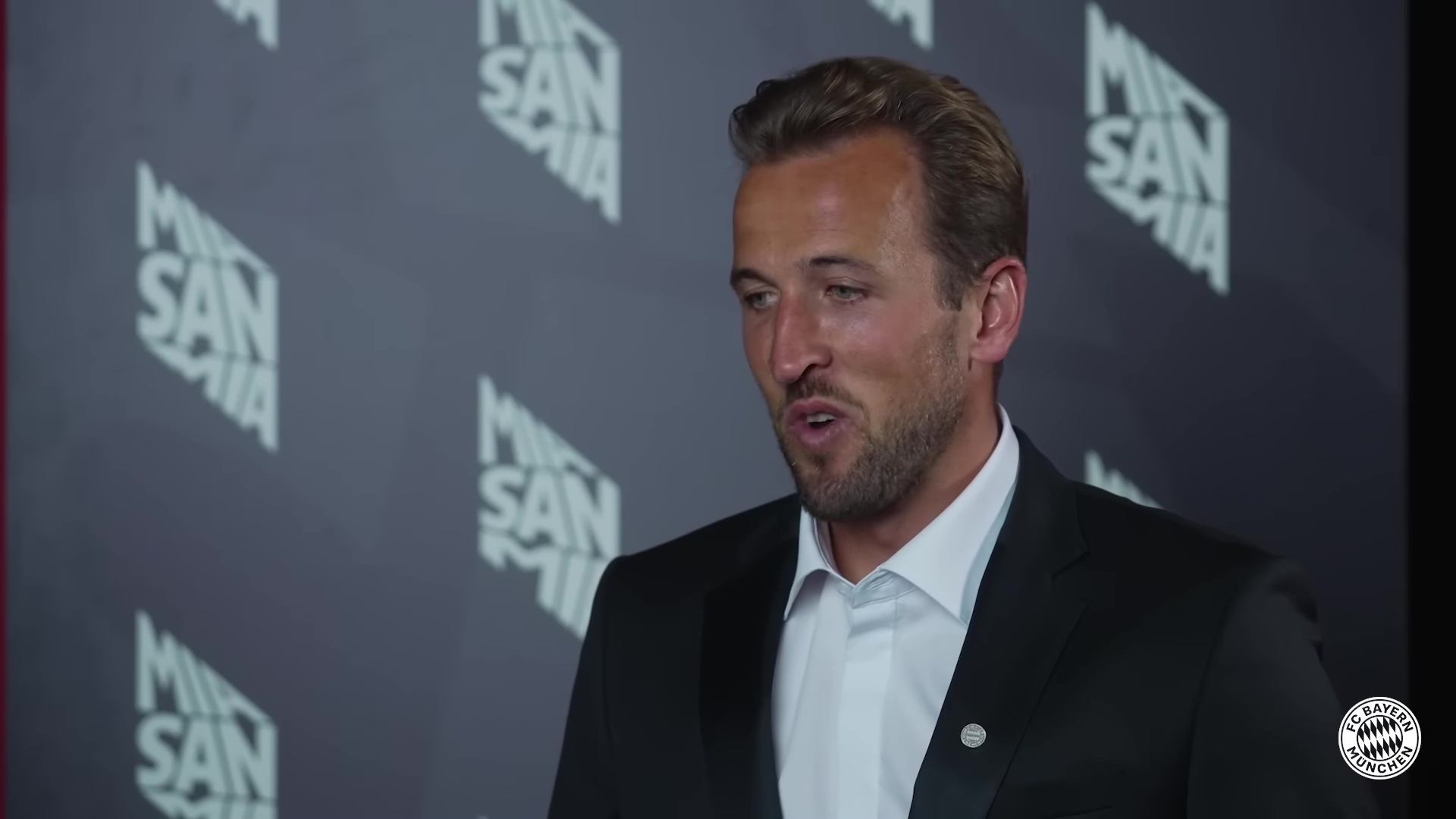 Ух ты! Кейн всё-таки улетел в Мюнхен!