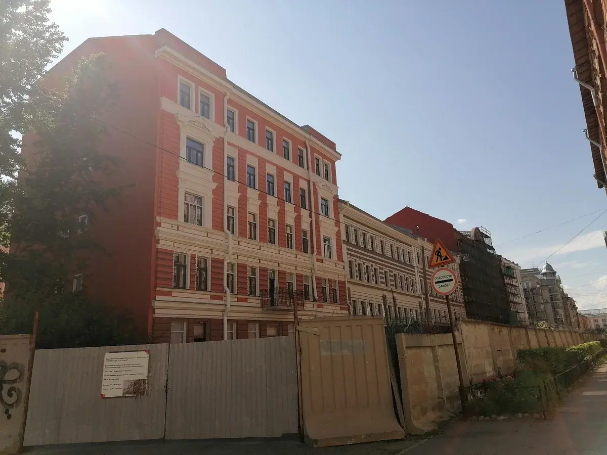 И новое, и старинное: интересная реконструкция исторических зданий