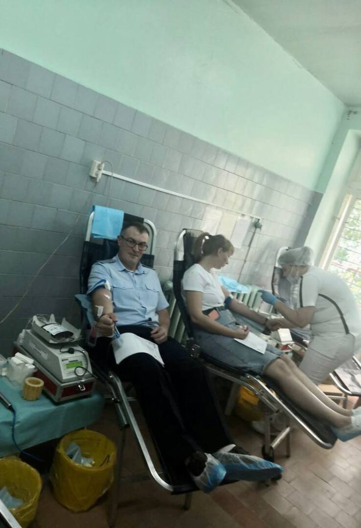 В Новосибирской области сотрудники вневедомственной охраны Росгвардии сдали донорскую кровь