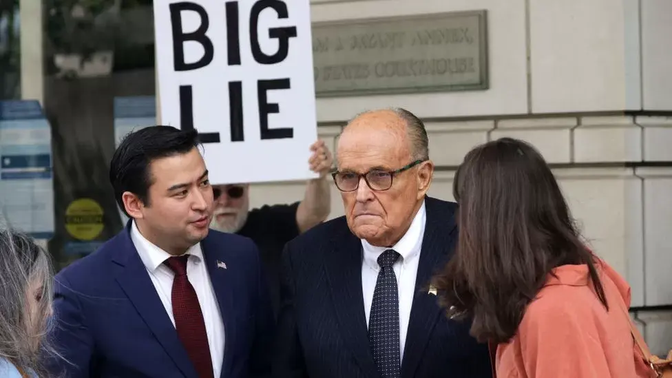 Прокуроры штата Джорджия могут обвинить Трампа в рэкете, считают эксперты