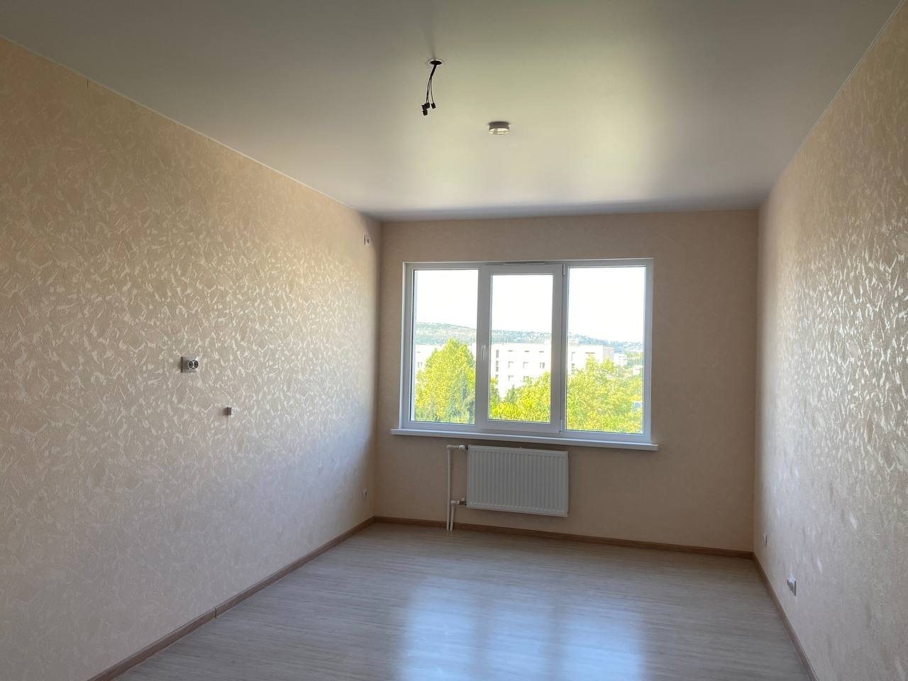 Посмотрите, какие дома получают дети сироты в Севастополе!