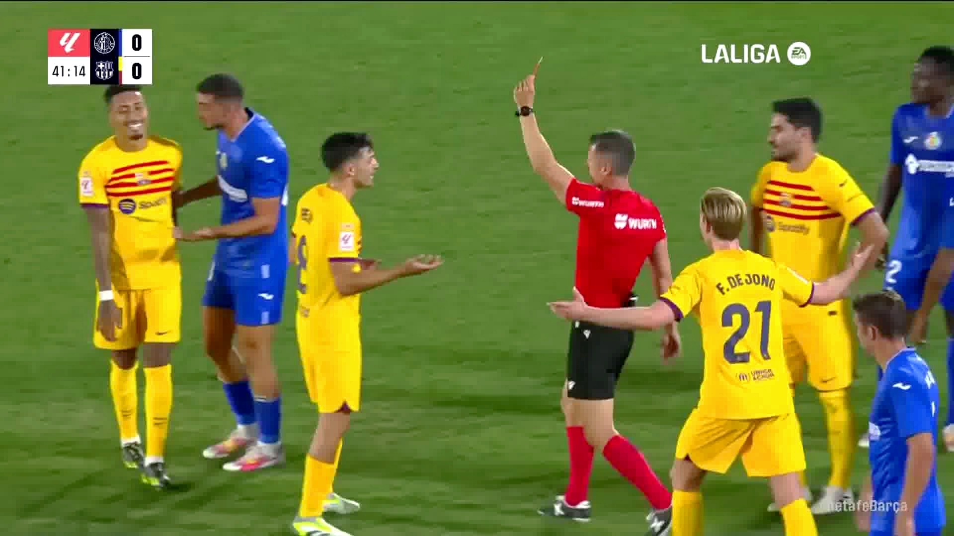 Барселона столкнулась с тотальным анти-футболом. У Рафиньи и Хави не выдержали нервы