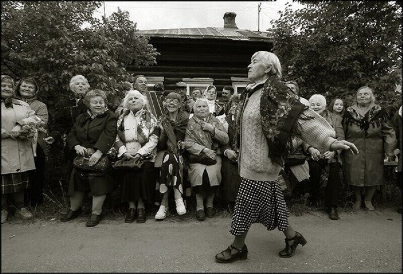 Частушки времен СССР: вспоминаем прошлое. А Вы любите петь частушки ? Какая ваша коронная?