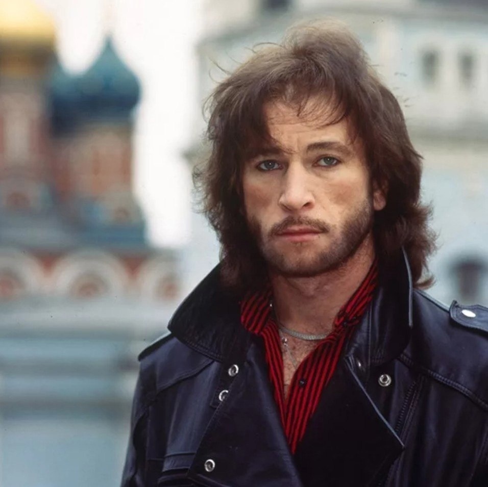 Я обязательно вернусь... в страну не дураков, а гениев.