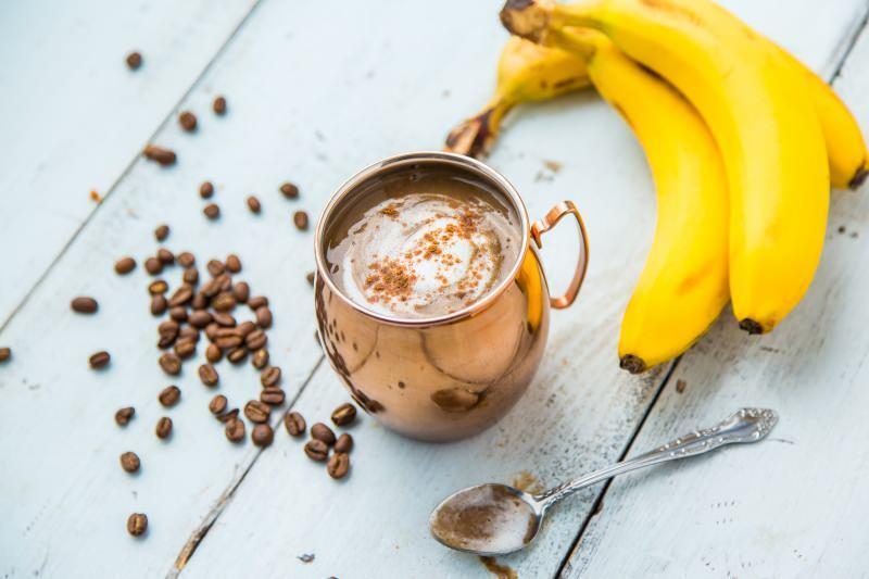 "Я не хочу встречать утро с чашечкой кофе из желудей!" Почему россияне должны переходить на цикорий или краснодарский чай?