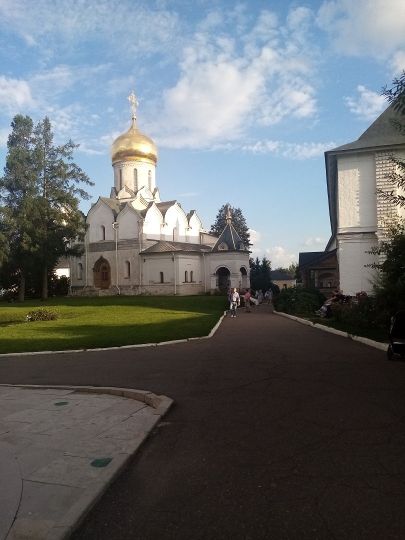 Каждому ли просящему стоит помогать? Случай из жизни