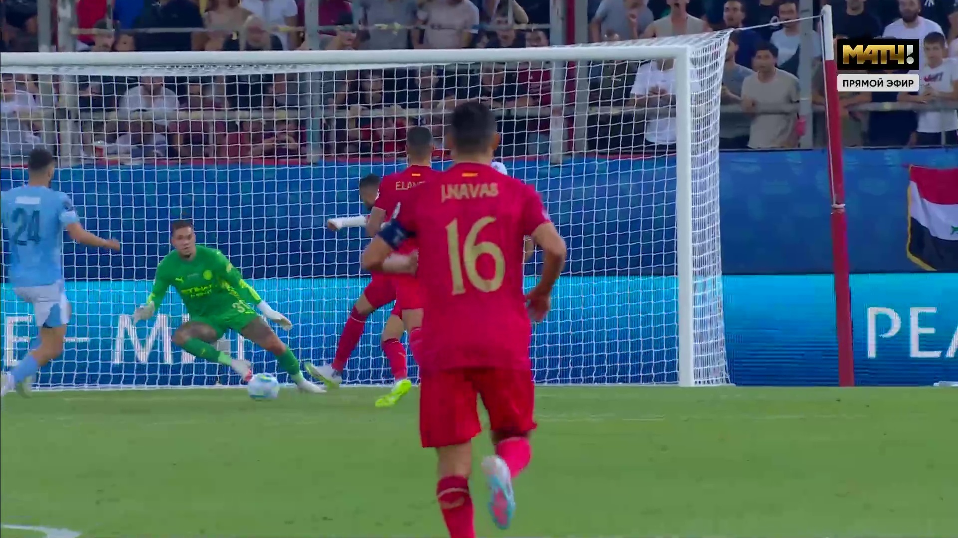 Манчестер Сити впервые в своей истории выиграл Суперкубок Европы...с огромным трудом