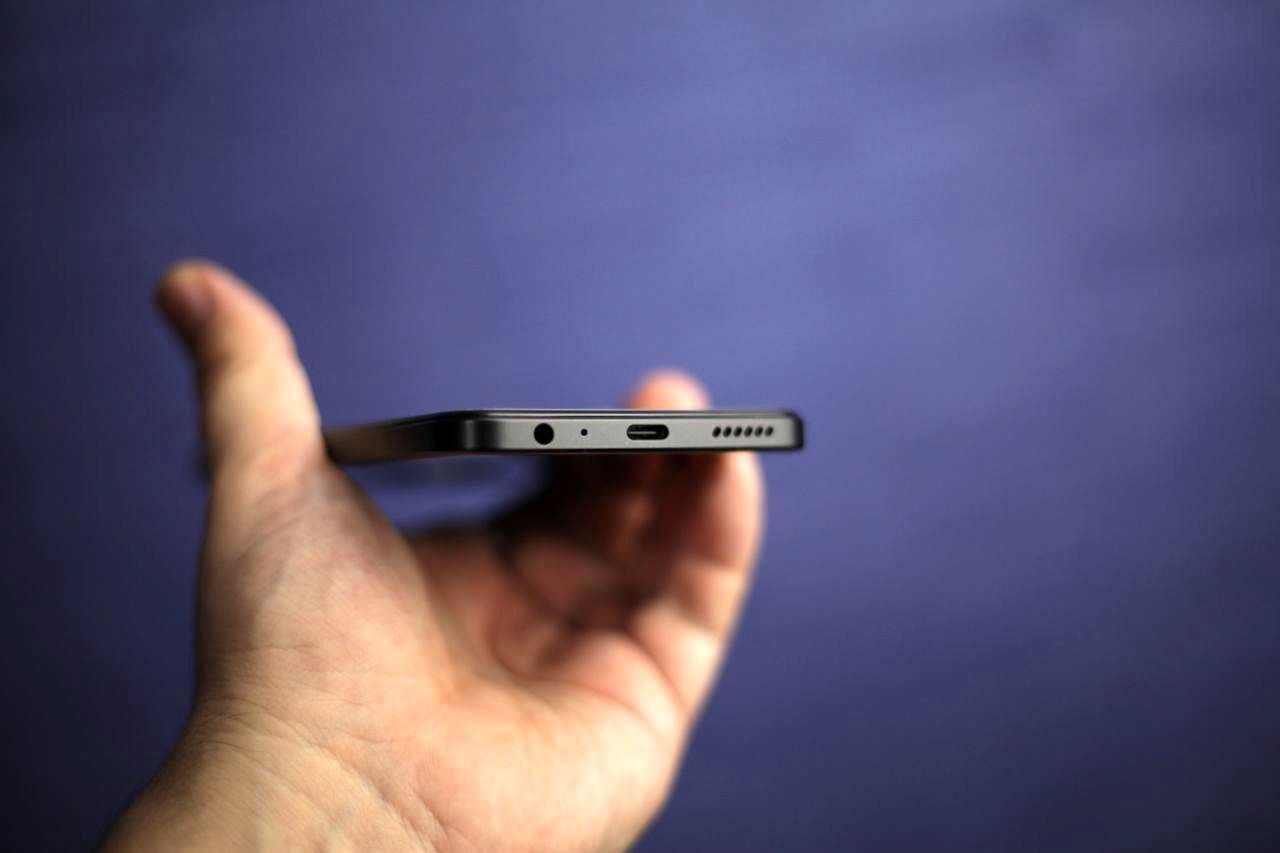 «Р-ФОН» это как «АЙ-ФОН», но без яблока