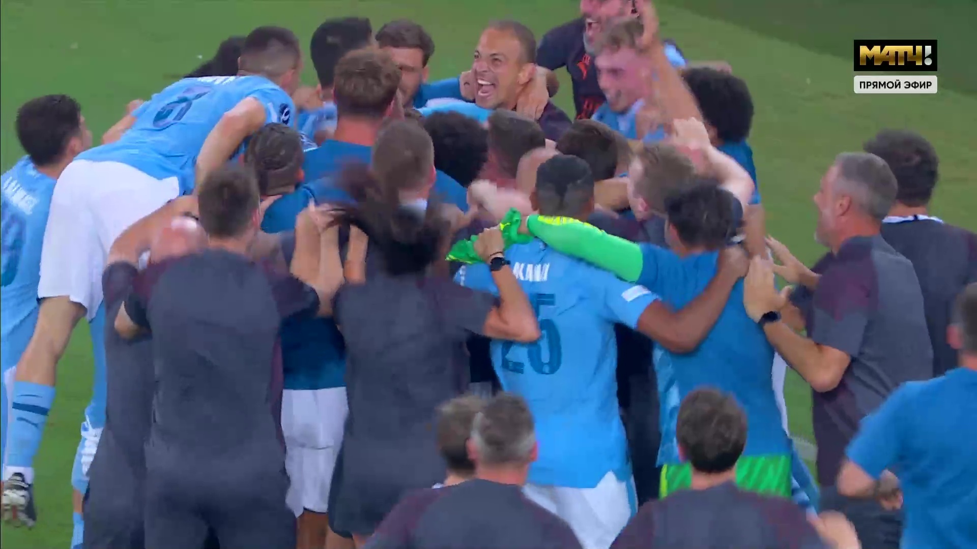 Манчестер Сити впервые в своей истории выиграл Суперкубок Европы...с огромным трудом