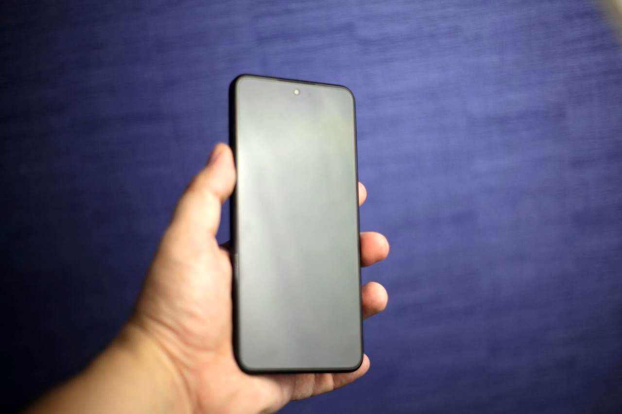 «Р-ФОН» это как «АЙ-ФОН», но без яблока