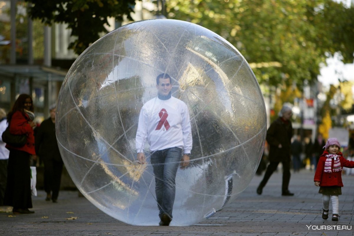 Не позволяйте испортить себе настроение. Как защитить себя от негатива окружающих?