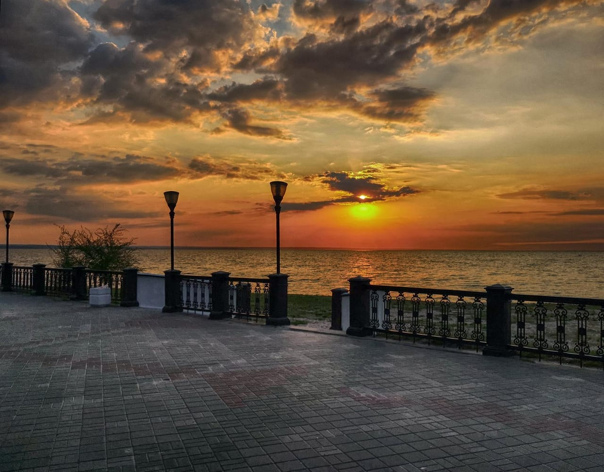 Таганрог как и где здесь можно отдохнуть!!