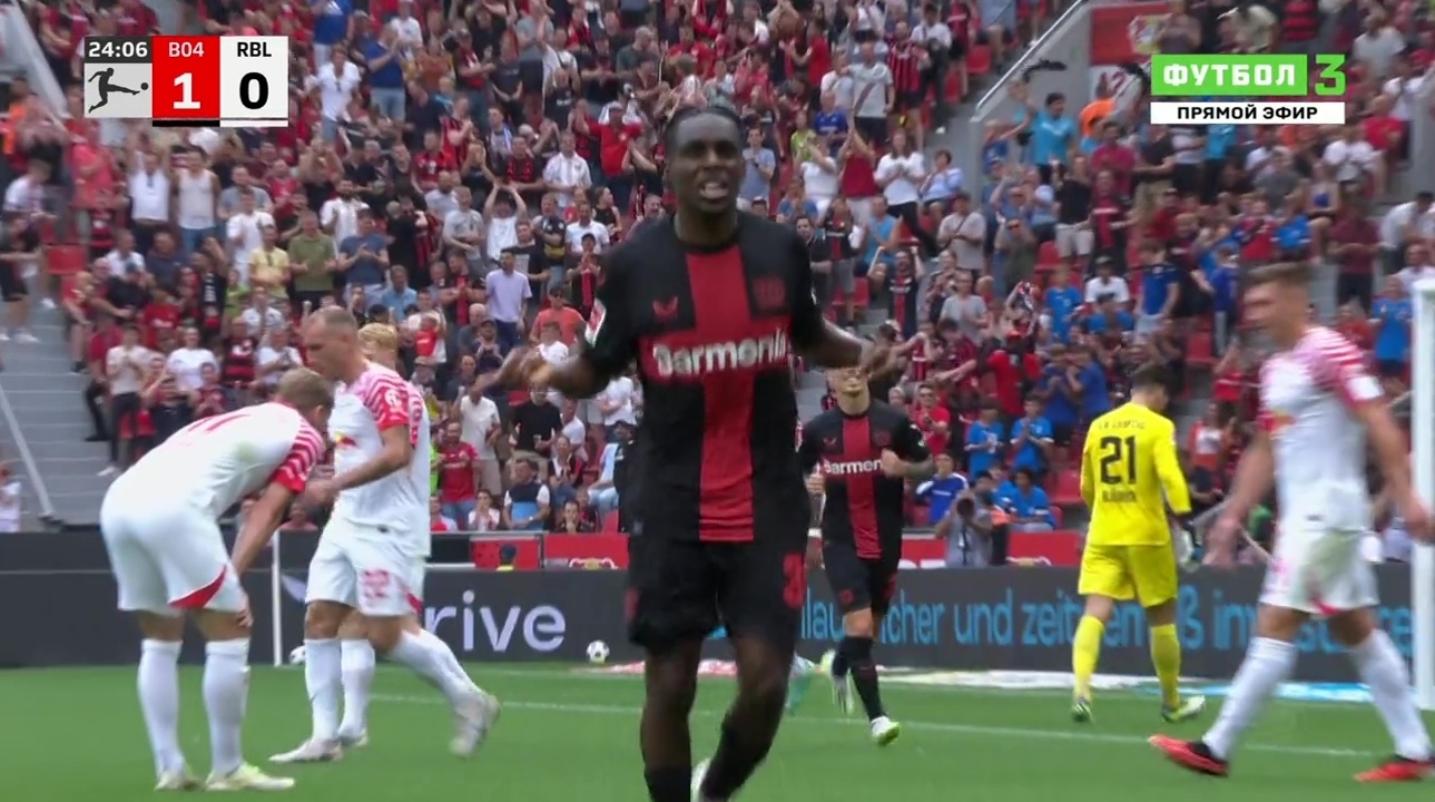 Центральный матч первого тура Бундеслиги