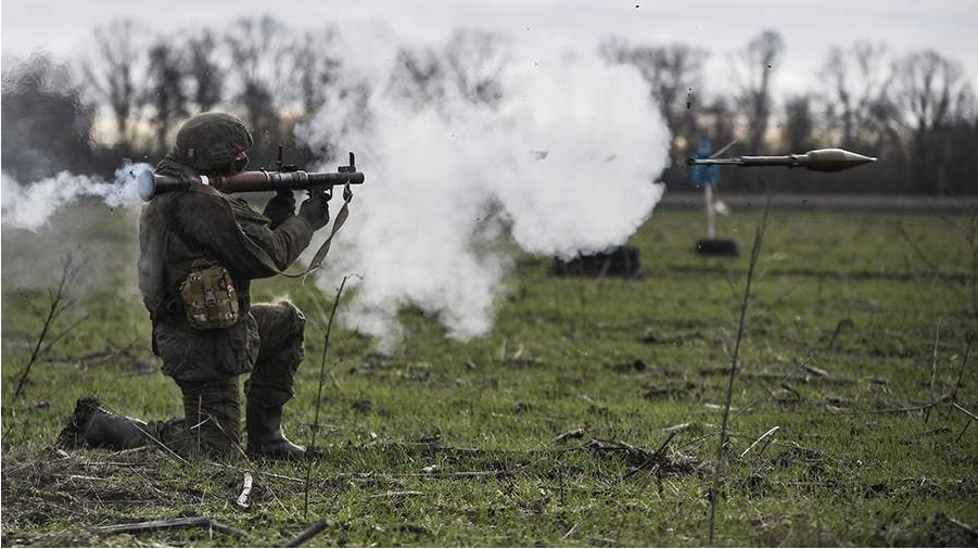 Российские военнослужащие рассказали об уничтожении БМП Bradley из РПГ