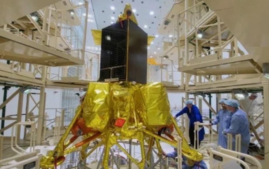 Лунная программа. КА "Луна-26" не за горами